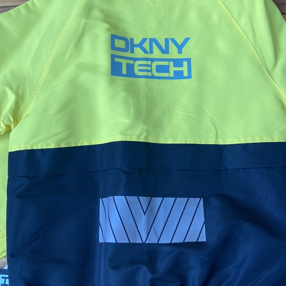 DKNY Windbreaker - Picture 6 of 7